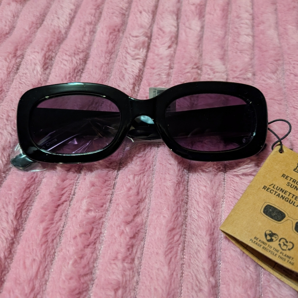 Victoria Secret Pink Retro Sunglasses